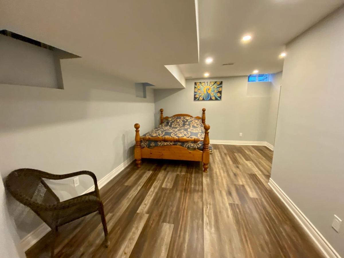 2 Bedroom With 2 Ensuites Unit In Richmond Hill Exterior photo