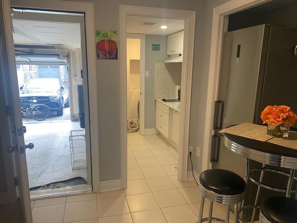 2 Bedroom With 2 Ensuites Unit In Richmond Hill Exterior photo